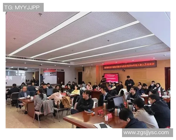 武汉排球队包夹战术解析：深度探讨排球比赛中的团队协作与策略运用